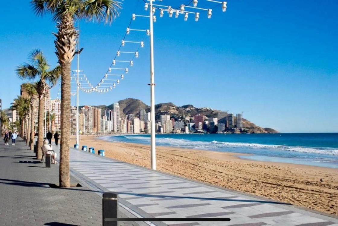 Ducado Playa Benidorm Apartment Luaran gambar